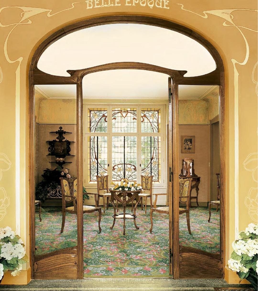 The Connaught Belle Epoque arch spread